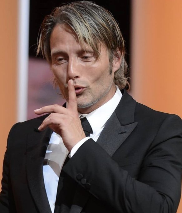 マッツ ミケルセンのtwitterイラスト検索結果 マッツ ミケルセンのtwitterイラスト検索結果