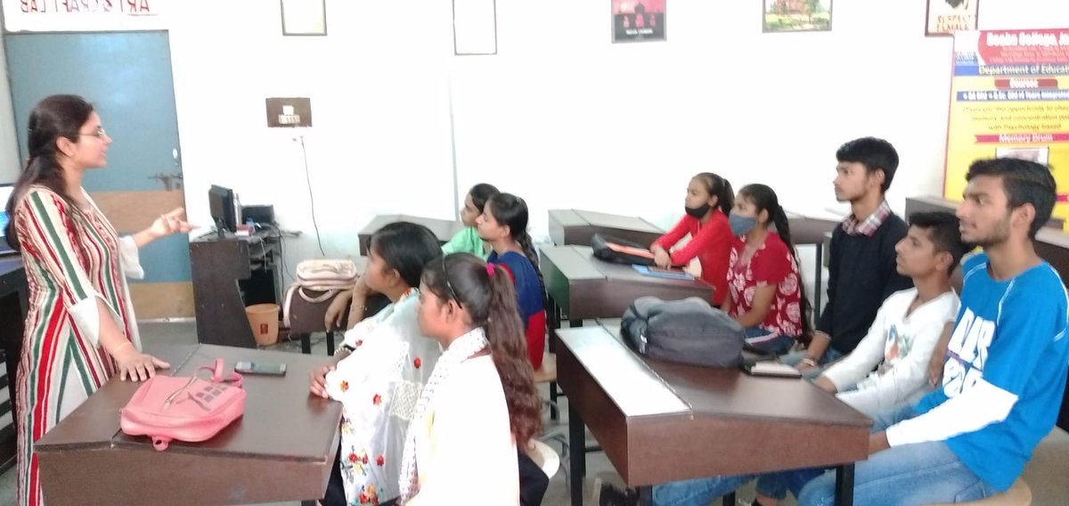 dcj_official's tweet image. Department of Education, #DoabaCollegeJalandhar organized 15 Days #SkillDevelopmentCourse entitled ‘New Life after School”  
#skilldevelopment 
#collegelife 
#PrincipalPardeepBhandari