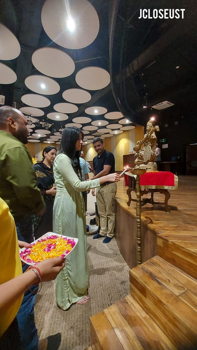Department_CMT's tweet photo. Actress - Mehak Manwani 'JHOLACHAP' at Vivekanand Auditorium in JC Bose University of Science and technology Campus. https://t.co/zp2ySPWy6M
