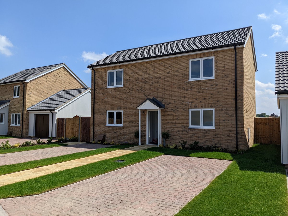 🏡Rule Gardens, Fordham 🏡

Our new development comprises 16 homes in total, 10 for shared ownership and 6 for social rent.

By building much-needed affordable homes in rural areas we are enabling local people to stay close to their communities.

#RuralHousingWeek