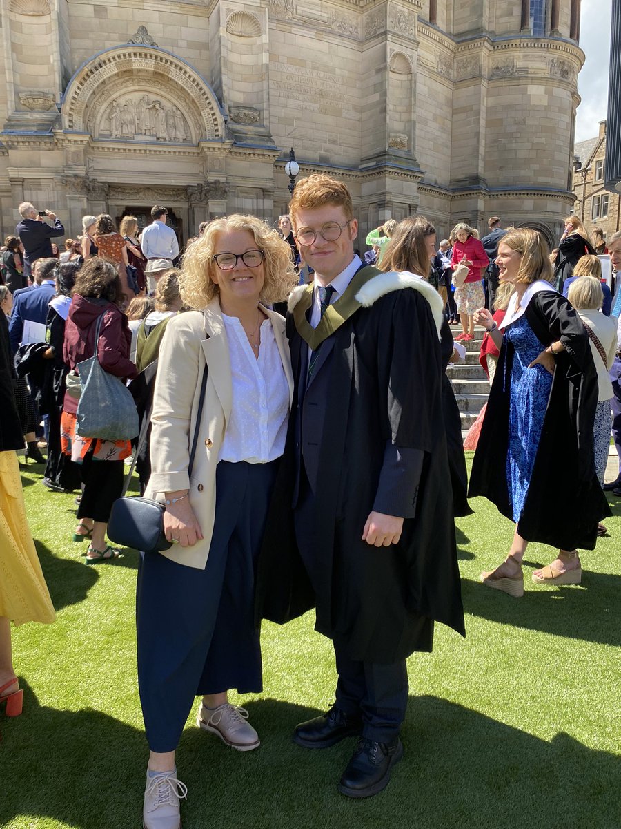 Super proud mum ❤️ Jack has graduated from Edinburgh University with a First Class degree in Geophysics (BSc Hons). Such a happy day 😊🏴󠁧󠁢󠁳󠁣󠁴󠁿