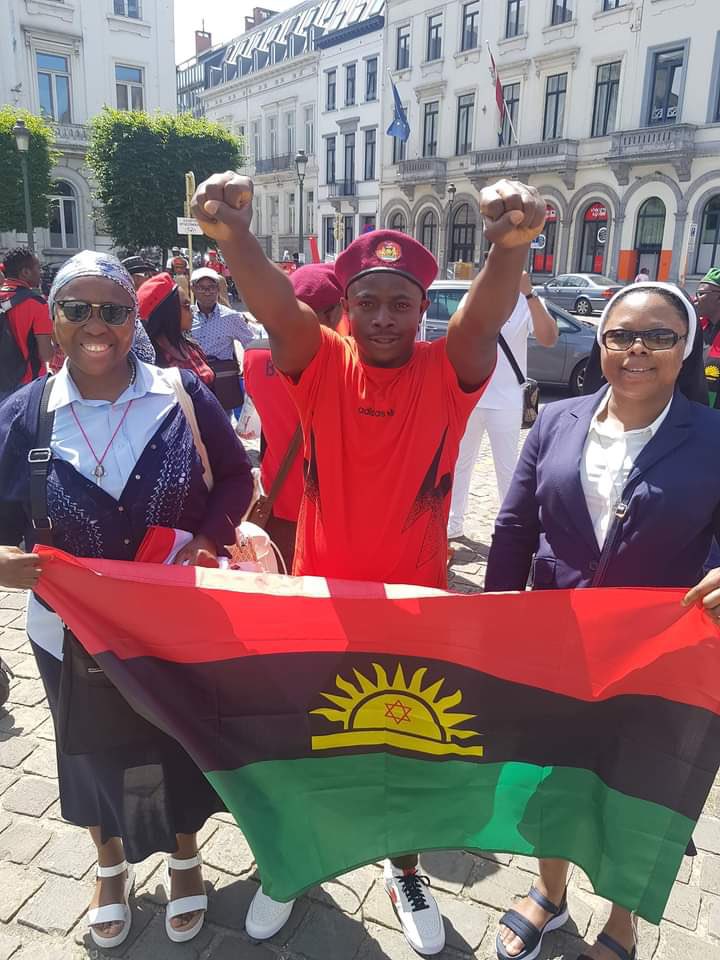 Igwe_simba's tweet photo. The misery that is now upon us is the passing of greed
The bitterness of men who fear human progress
The hate of men pass & dictators die
And the power they took from the people will return to the people
For so long as men die, liberty will never perish ~ Paolo Nutini
#FreeBiafra https://t.co/YRE2CfiYQ1