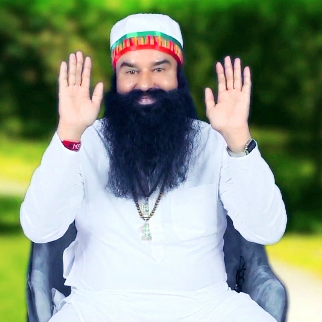 In this world all people feel depressed because of anxiety, stress and too much work.They lost our smile. But only with the help of regular meditation we brings our positivity and smile with happiness.#ShareSmile Inspired by Saint Gurmeet Ram Rahim Ji