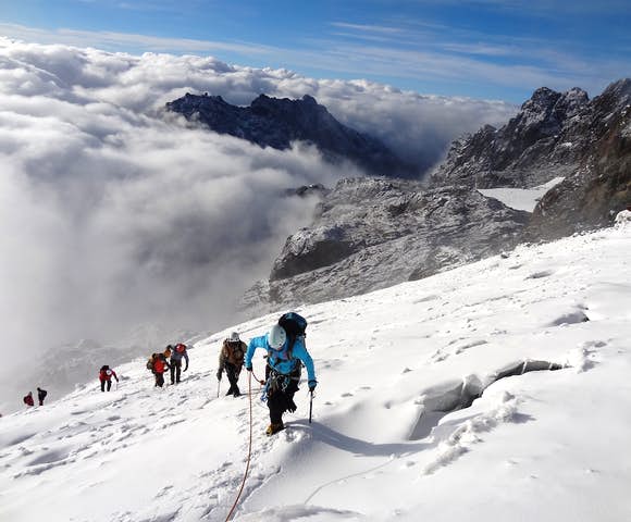 Najibmda's tweet photo. @Sciencenature14 Mountain Rwenzori in Uganda. https://t.co/iBgdFTcOOB