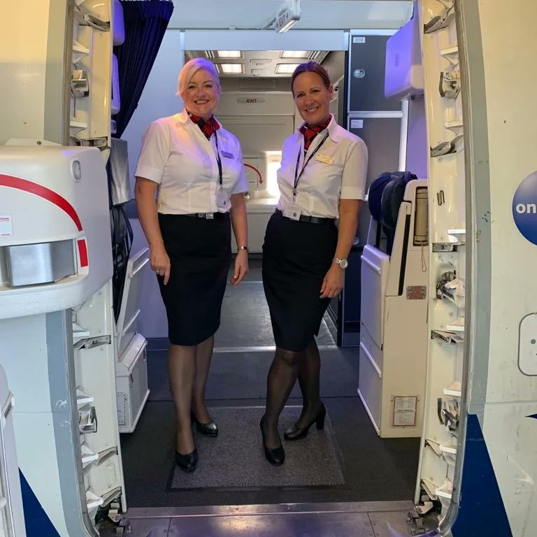 Cookies reunited - proudly flying the flag! 🇬🇧 #welcomeonboard #letsgo #flyaway #flyingfamily #thomascookairlines #britishairways