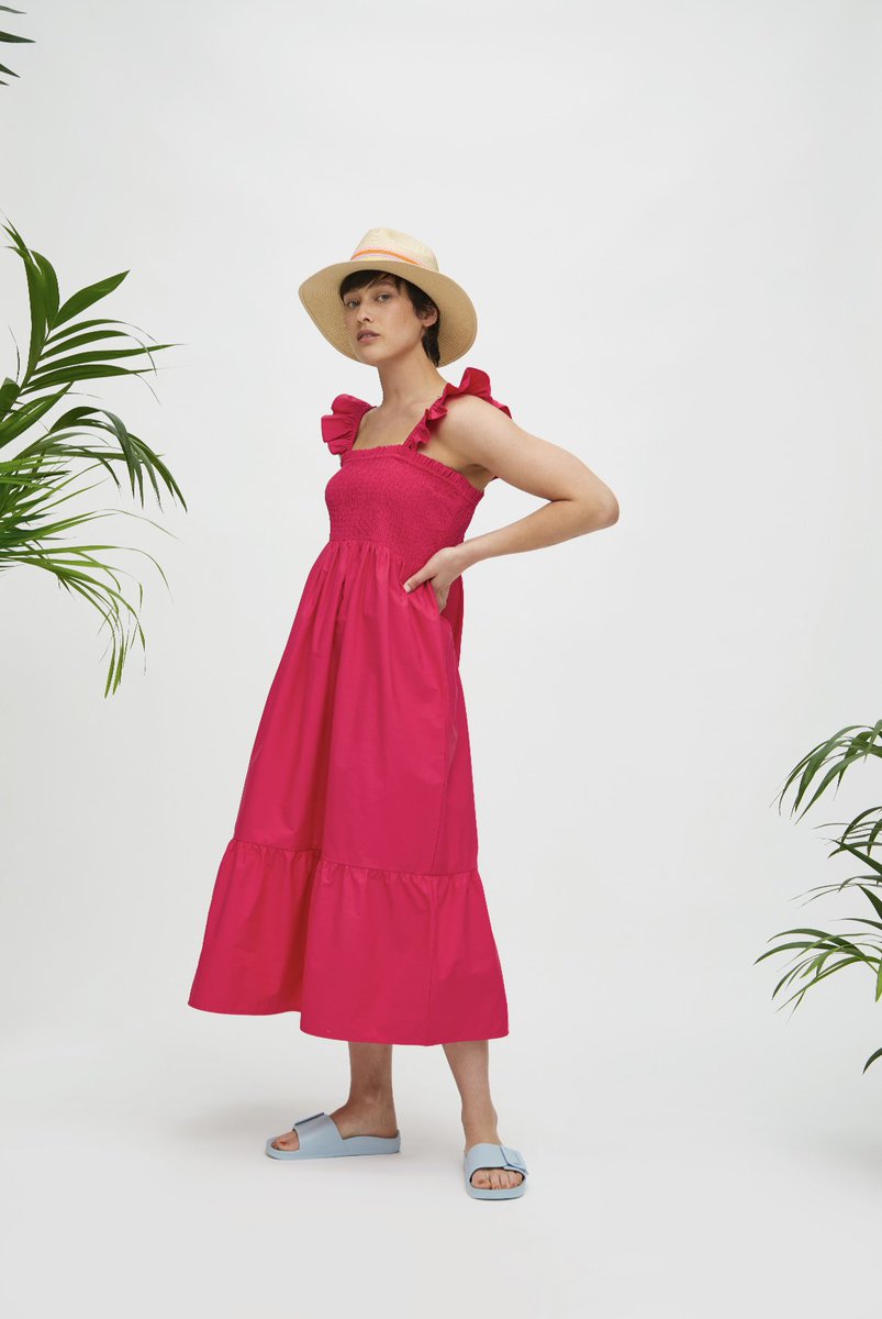 SainsburysNews's tweet photo. Argos sales were down 4.7% vs 19/20, maintaining the improved trend against pre-pandemic levels. Clothing sales were up 3.8% vs pre-pandemic with women’s dresses, holiday wear and swimwear performing particularly well as more people go on holiday #JSQ1 https://t.co/SJdfWx0P3N