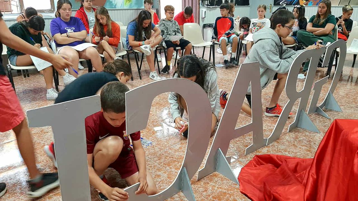 salesianoslpa's tweet photo. Ayer los chicos y las chicas de OroLuz vivieron su último día de  campamento. Divertidísima jornada en AquaPark y celebración de acción de gracias como despedida. Magnífico grupo. ¡Se les ha hecho corto! @SalesianosSMX #VeranoSalesiano https://t.co/jLPMupjPZa