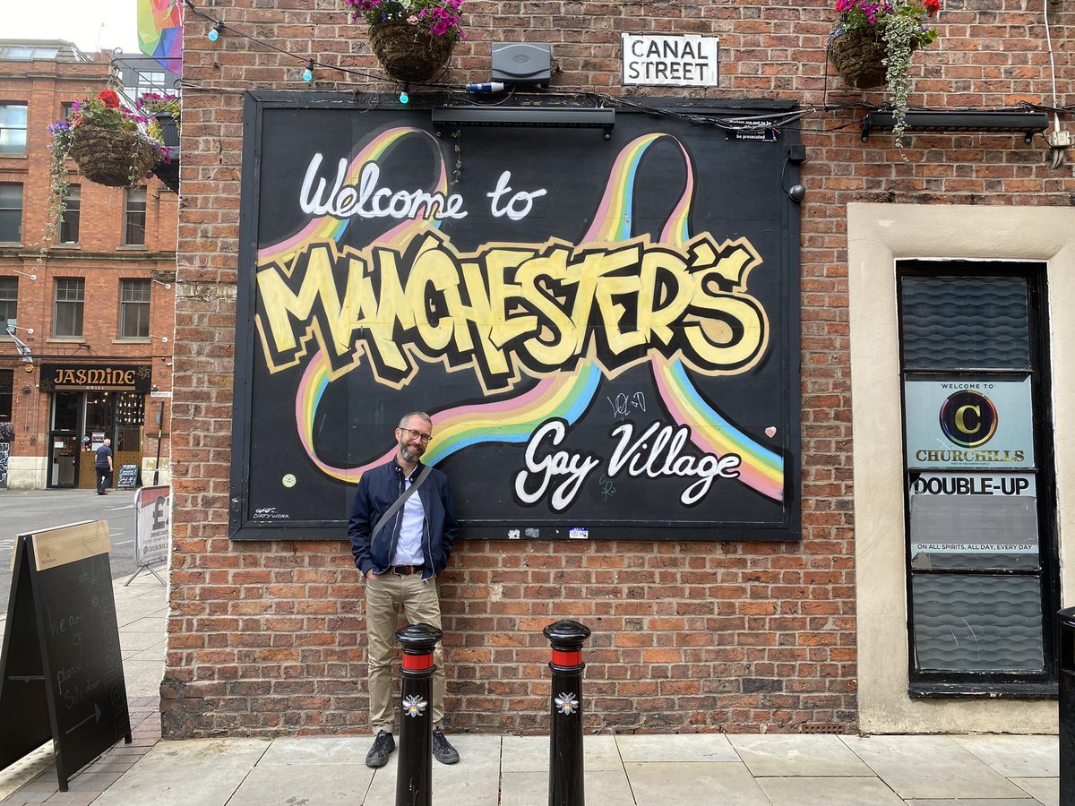 Finally we are here! ❤️
#MANCHESTER #gay #gaycouples #gayvillage @canalstmancs