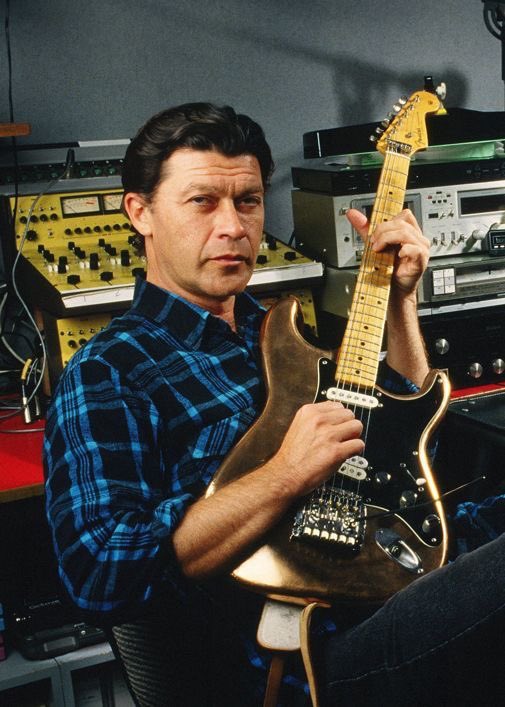 Happy Birthday 
Robbie Robertson! 