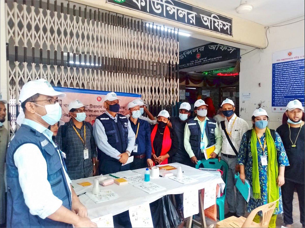 icddr,b (@icddr_b) on Twitter photo The largest-ever oral #cholera #vaccination campaign in the history of Bangladesh was successfully completed on July 2, 2022. 2.36 million residents of Jatrabari, Sabujbagh, Dakshin Khan, Mirpur and Mohammadpur were vaccinated with the first dose of the oral cholera vaccine. The largest-ever oral #cholera #vaccination campaign in the history of Bangladesh was successfully completed on July 2, 2022. 2.36 million residents of Jatrabari, Sabujbagh, Dakshin Khan, Mirpur and Mohammadpur were vaccinated with the first dose of the oral cholera vaccine.
