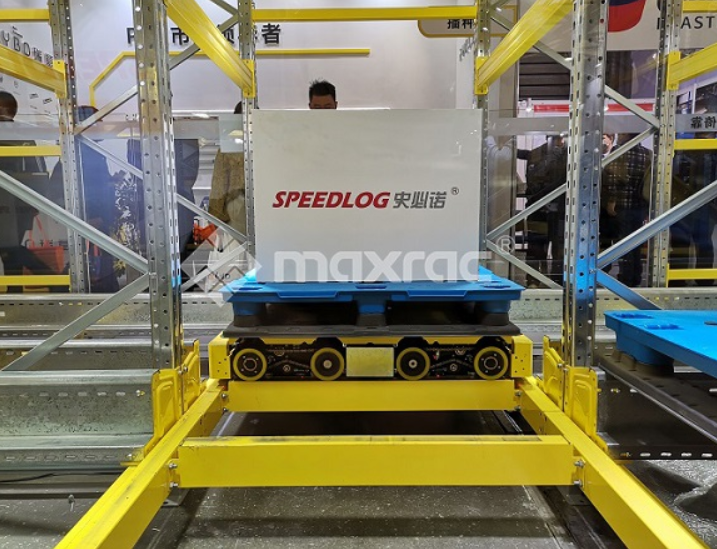 sh_maxrac's tweet image. How does pallet shuttles work?
Conveyor line is placed in front of #racking system for picking and receiving of pallets. Elevator will transport radio shuttle and pallets from ground to different layers. 
#palletshuttle  #WMSsystem  #WCSsystem 
maxrac.com/four-way-shutt…