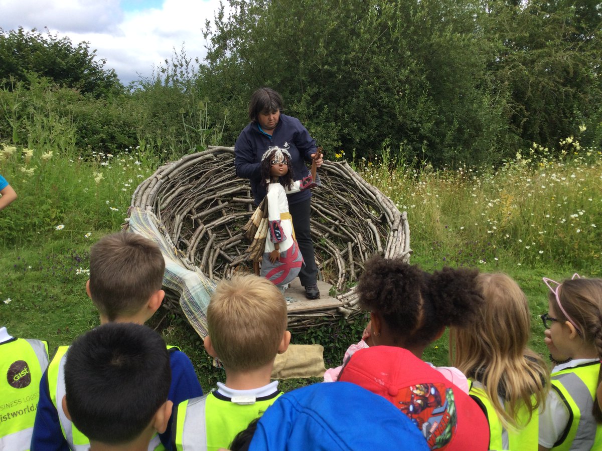 MinervaCLF's tweet image. Thanks @WWTSlimbridge for a great day out yesterday! Year 1 loved meeting Ava the Osprey and are ready to become Generation Wild.