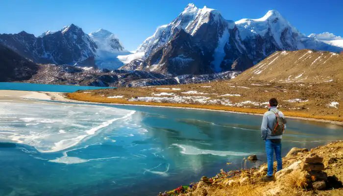 Machismusafir's tweet photo. #machisMusafir360 Gurudongmar Lake is located in  Mangan District, Sikkim. The unforgettable view of the snowy capped mountains, flowery valley, curvy roads &amp; the countless waterfalls is something you are looking forward to cherish. The most ideal time to visit is April to June. https://t.co/mNOwjJdCsC