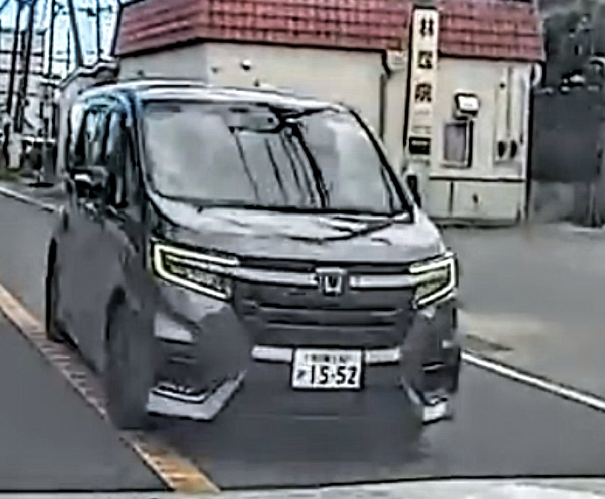 Nyaavia's tweet photo. 4枚目の型のステップワゴンスパーダ ガンメタ ブラックスタイル でナンバー 「15-52」神奈川、相模原周辺で見かけた方ご一報をお願いします。
地域と3ケタを教えてください。 https://t.co/aESI0EMU9u