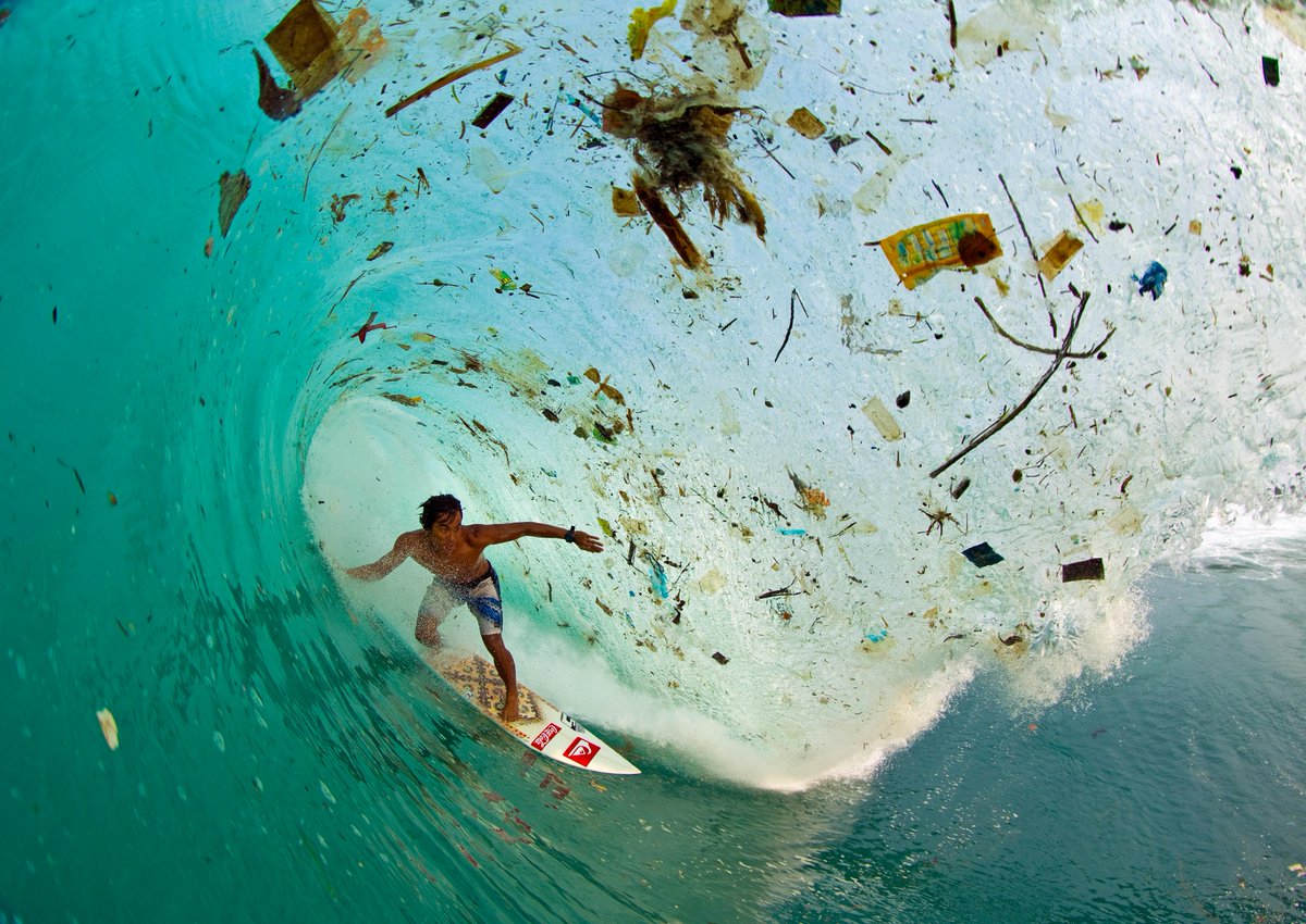 Our “Planet or Plastic?” exhibition at California’s @thecamuseum features photography that tells the story behind the global plastic crisis from its invention just over a century ago to its current mass consumption. Book your visit: on.natgeo.org/6014zlwtA