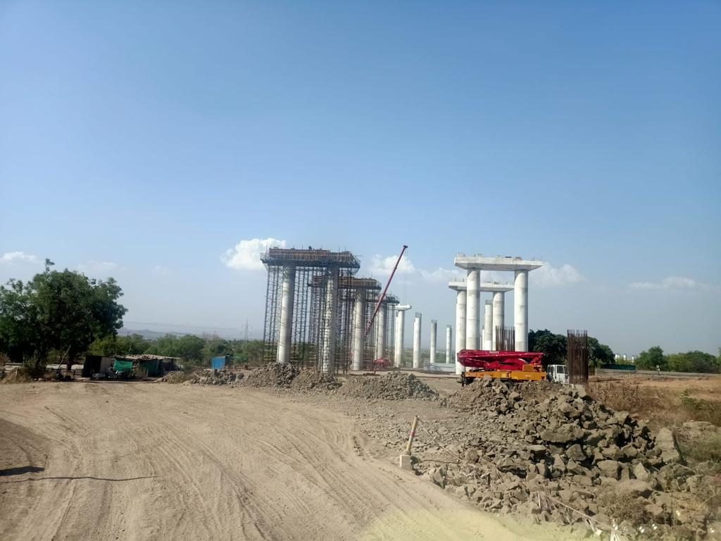 New India Demands World Class Infrastructure!
Young India Needs World Class Infrastructure!
And Modi Ji's Government promises to deliver it!

Taking the mission forward, the project for the construction of new 6-lane tunnel at Khambatki Ghat Section of NH-4 is in full progress.
