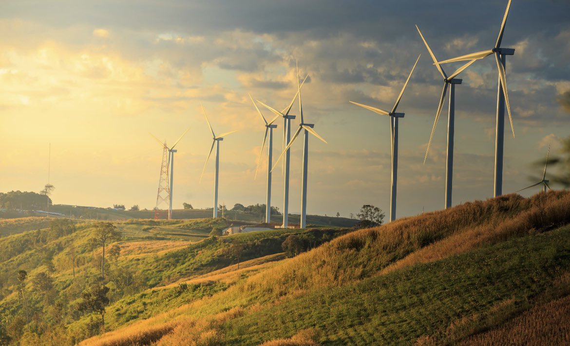 You won't want to miss this. If you live near a windfarm or near where one is planned, fill in the survey for the chance to winup to €250 in One4All vouchers (1st prize), or 1 of 5 €50 vouchers. 

Click the link to enter: cowindfb2.sawtoothsoftware.com/cgi-bin/ciwweb…