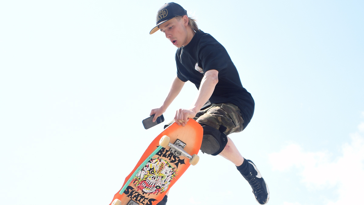 Drop, kick, slide and grind tested.

#Catphones #RuggedToTheCore