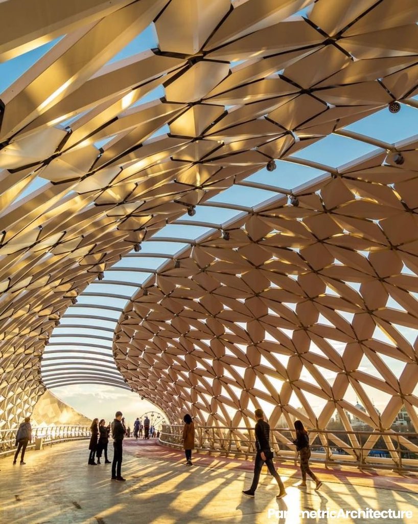 parametricarch's tweet photo. Atyrau Bridge exudes sheer craftsmanship and symbolism blended wondrously by New Moon Architects. Stretching 314 meters long and 10.5 meters wide, the Atyrau Bridge exposes an iconic charm in the historic city of Astaná, Kazakhstan.

#bridge #bridgedesign #bridges https://t.co/NjjcBRWOAA