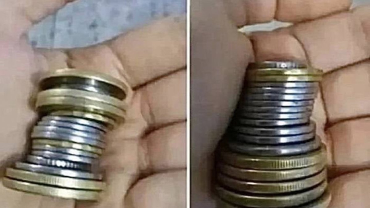 dougboneparth's tweet image. Me organizing my finances…