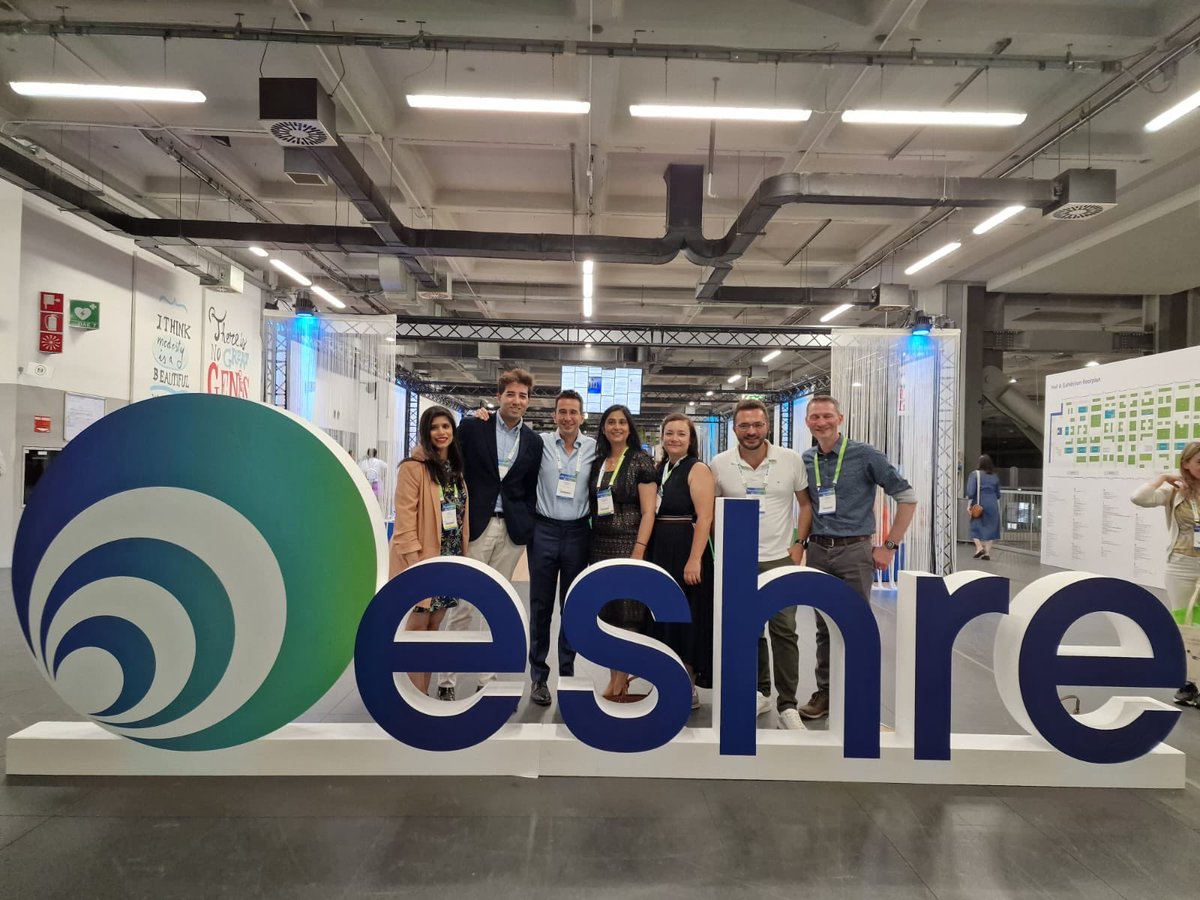 mahua261's tweet photo. King’s Fertility at ESHRE2022. Love this team!!! ⁦@ESHRE⁩ https://t.co/AK74FjssKw