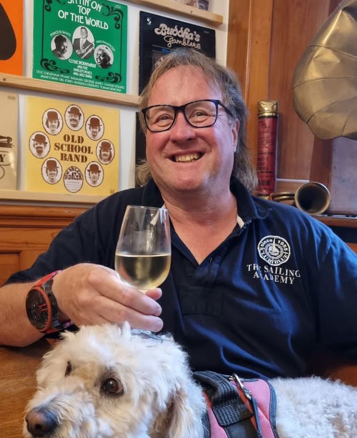 rustadmark2's tweet image. 