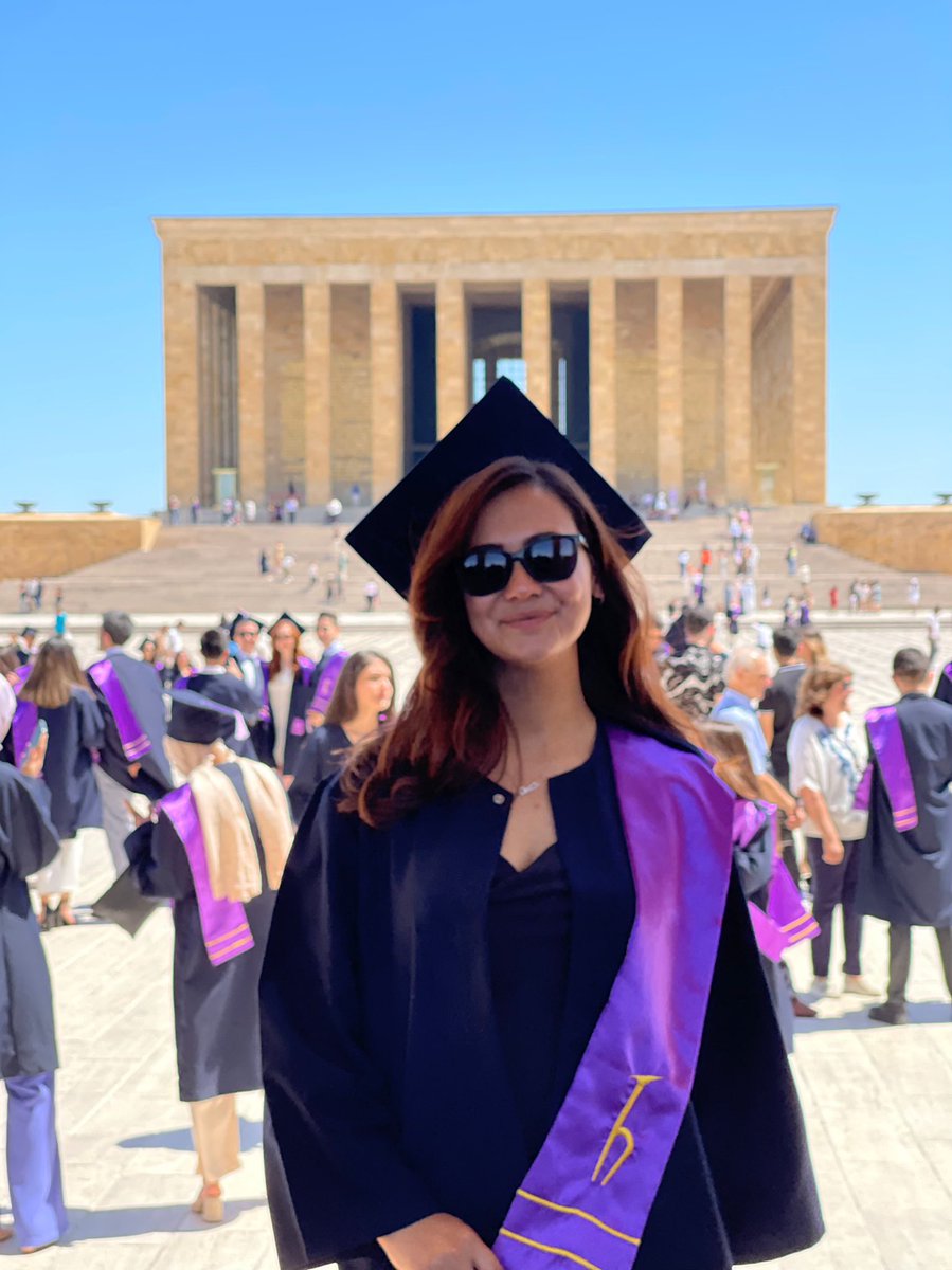 Bu kız artık doktor oldu… 🎓💜 #hacettepetıp2022