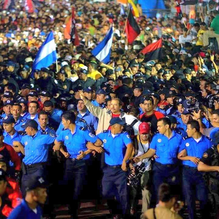 La mera mandurria.

Broder, la mera tranca base de roble. 

Ni los fackin gringos culos han podido tumbarlo.

No pudieron ni podrán..  hijos de puta nañas