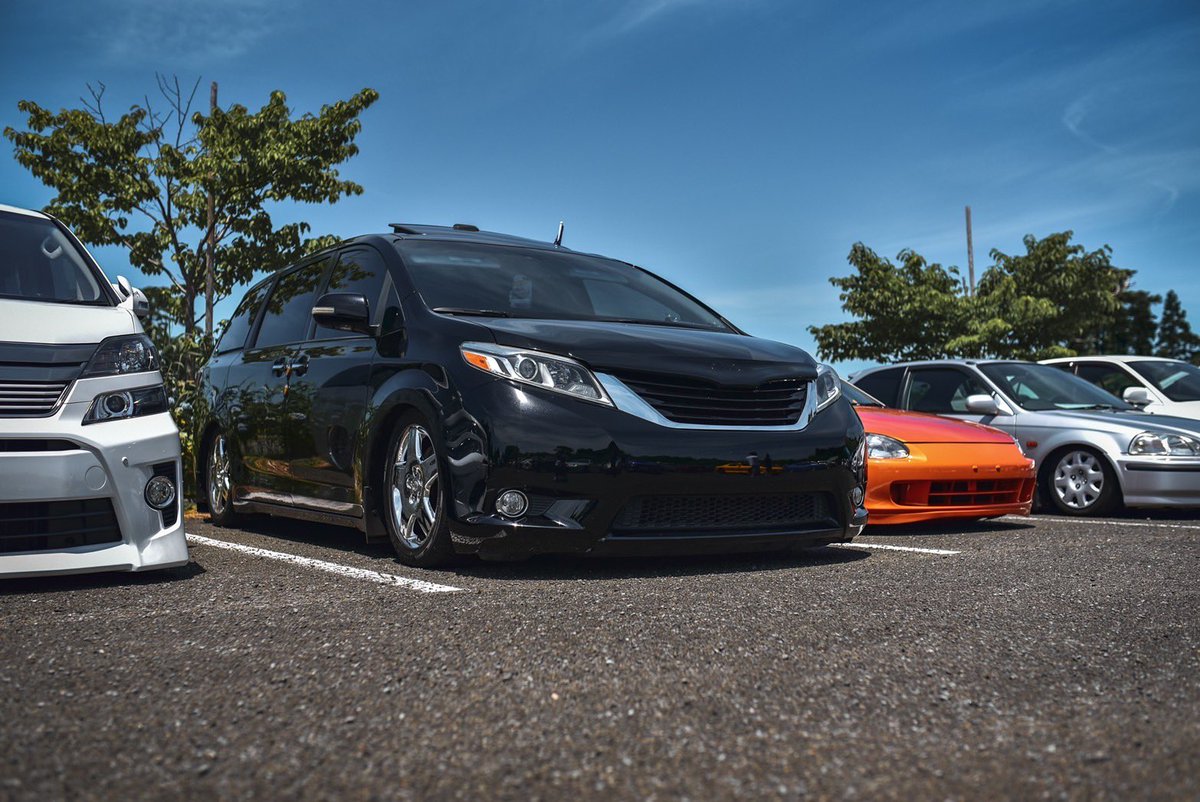 5Shotabo's tweet photo. #ustoyota #sienna #limited #siennalimited #stockstyle #usdm #sidemarker #hotwheels #garage11
薄めの全スモ、30後期純OP履いたシエナ乗ってます🇺🇸🔥 https://t.co/UanWD5ANLU