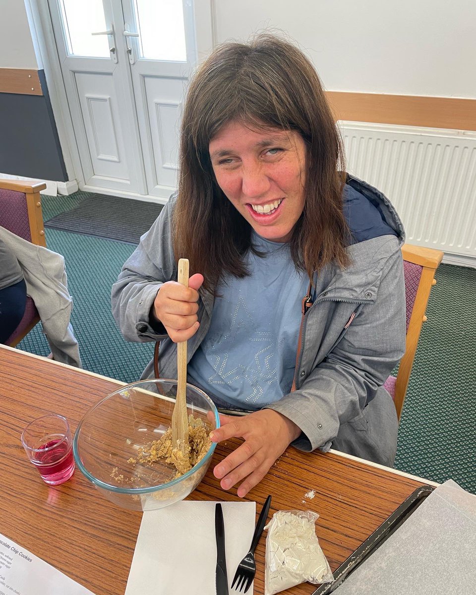 <a href="/Jigsawbury/">Jigsaw Bury</a> and Jigsaw Link had fun today baking cookies at their Have A Go session! Thank you once again for <a href="/sizzlesisters5/">sizzlesisters__</a> who provided the pie and peas and helped run the baking 🍪👍🧩😋
