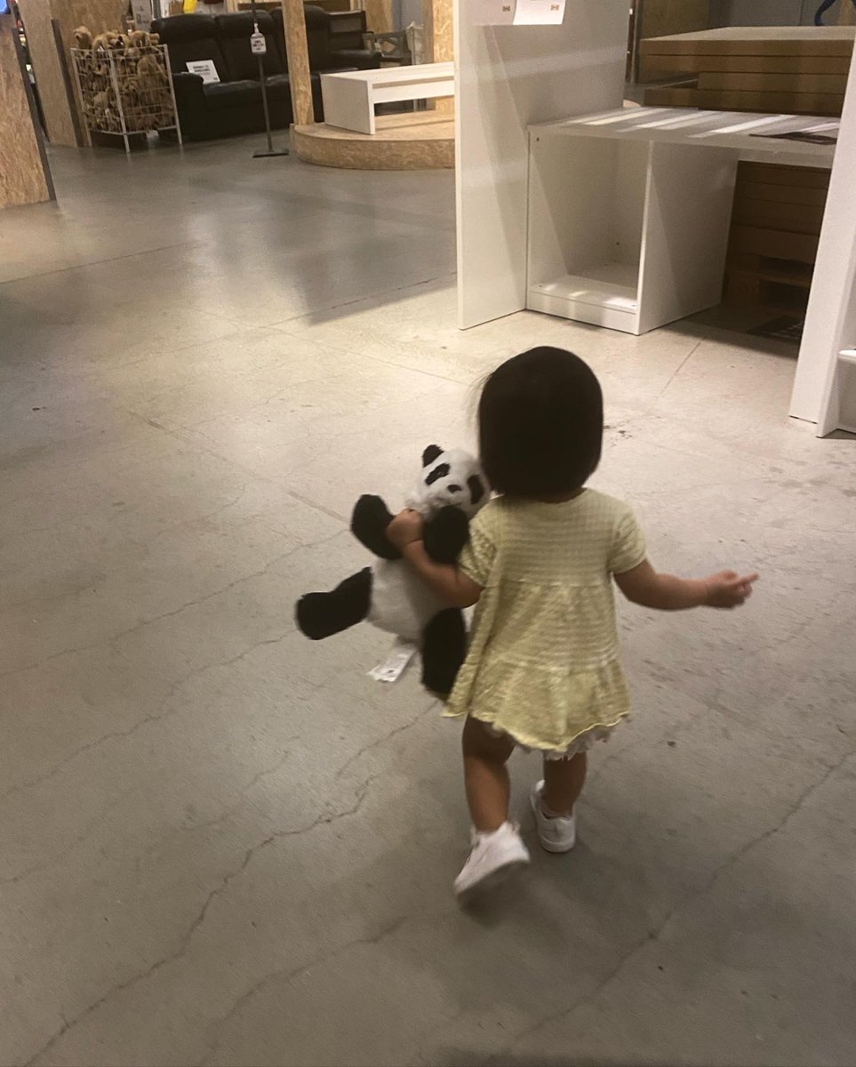 FFFu__11166's tweet photo. #IKEA https://t.co/HezRsBMDt0