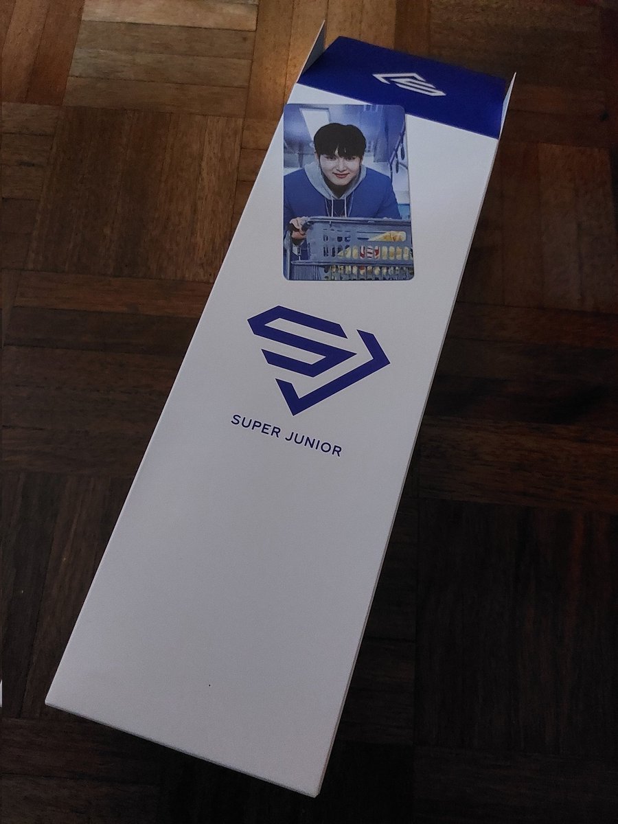 GicelLivelo's tweet photo. Received my Super Junior V2 Lightstick today! Love the Ryeowook photocard ~ 💙 Only thing missing is concert tickets 😁 thank you for a smooth and really organized transaction and delivery. @MoonDropPH #MDPHfeedback https://t.co/XlZPguQciK