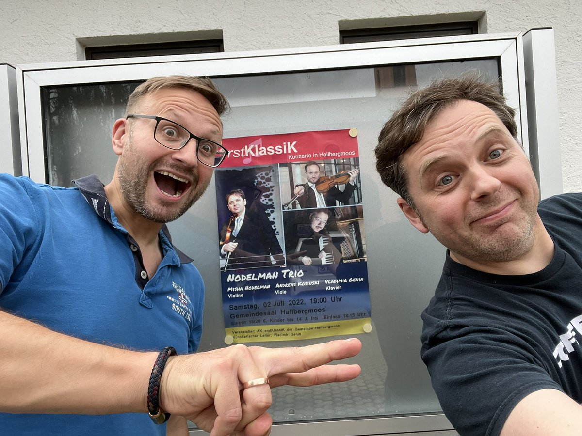 Nodelman4's tweet photo. Abschluss der Saison! Wir wünschen Ihnen einen schönen Urlaub! Und ein friedlicher Himmel https://t.co/Zst3znYczy