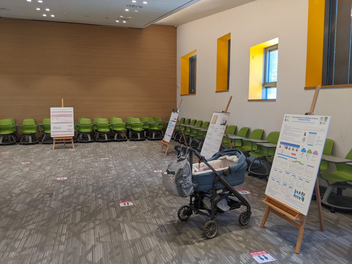 ThePlasticity's tweet photo. Not to mention our youngest lab member - Dr. @Eva_Kimel's daughter, presenting her very first poster 😄 https://t.co/pnJplTvgX4