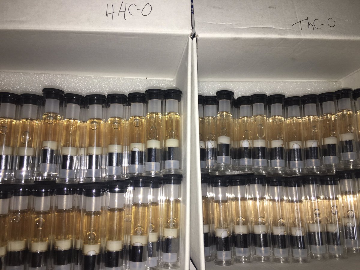 nikochan_cbd's tweet photo. 【ゲリラプレゼント企画🎁】

抽選で
1名様にTHCOリキッド1ml

1名様にHHCOリキッド1ml

1名様にTHCOリキッド1ml×HHCOリキッド1ml

プレゼント🎉🎉

引用RTで当選確率UP🙌

応募条件
フォロー
RT

期限
7月9日

ご購入は↓からお願い致します

https://t.co/4dGAdRBFWO

（現在銀行振り込みのみです） https://t.co/sAB12HrJfl