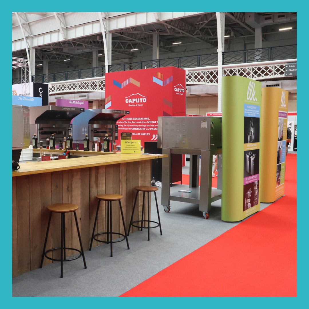 🍕Team LLK had a blast at this years European Pizza and Pasta Show! Overall, we met some cool people, flexed our big gun ovens and showcased the new Mantegna (and maybe ate some pizza 🐽)
#pizzapastashow #europeanpizzaandpastashow #EPPS2022 #teamllk #cuppone #pizzaovens #bigguns