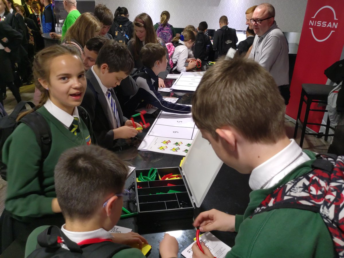 MonkseatonMid's tweet image. Getting stuck in to activities in Zone 5 with high profile exhibitors! @rtcstem #STEMFESTNETZERO #tocareandsucceed