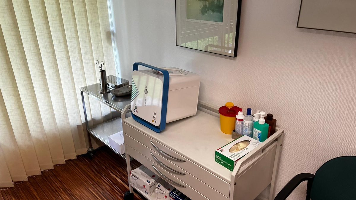 coldplasmatech's tweet image. NEUES CPT Plasma.Komptenz.Zentrum in München Bogenhausen 
Mehr unter: chirurg-rothenaicher.de Dr Gerhard Rothenaicher
An ALLE, die unter chronischen Wunden leiden und sich für die Therapie interessieren - Das Team von Dr. Rothenaicher ist für Sie da.