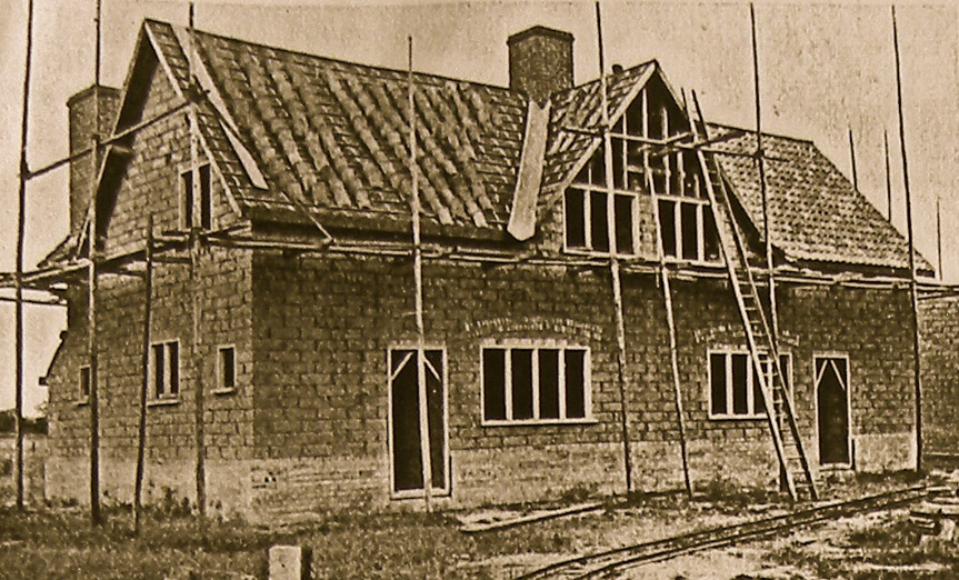 onefrontier's tweet image. clay lump use at Blo Norton, Hopton, East Harling and Aylsham thanks to architect #GeorgeSkipper  frontierpublishing.co.uk/george_skipper…