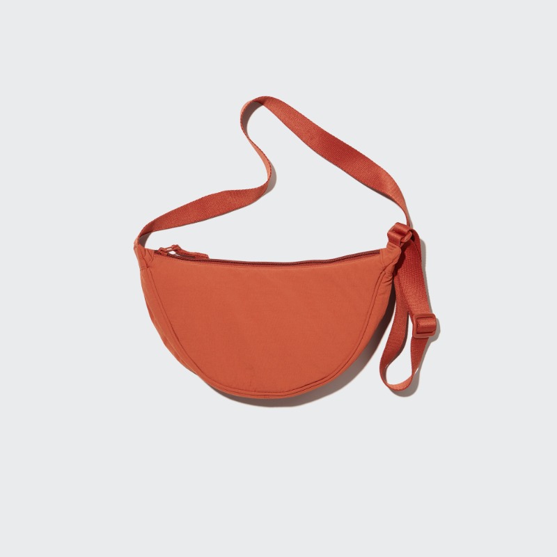 UNIQLO_France's tweet photo. Le mini sac à bandoulière est de retour et sera parfait pour cet été !
Découvrez de nouveaux coloris disponible en ligne et dans les magasin UNIQLO Rivoli, Le Marais et Opéra.
Réf : Mini sac à bandoulière / Prix : 14,90€
#UNIQLO #LifeWear #minisac
https://t.co/JMbqVCx9oX