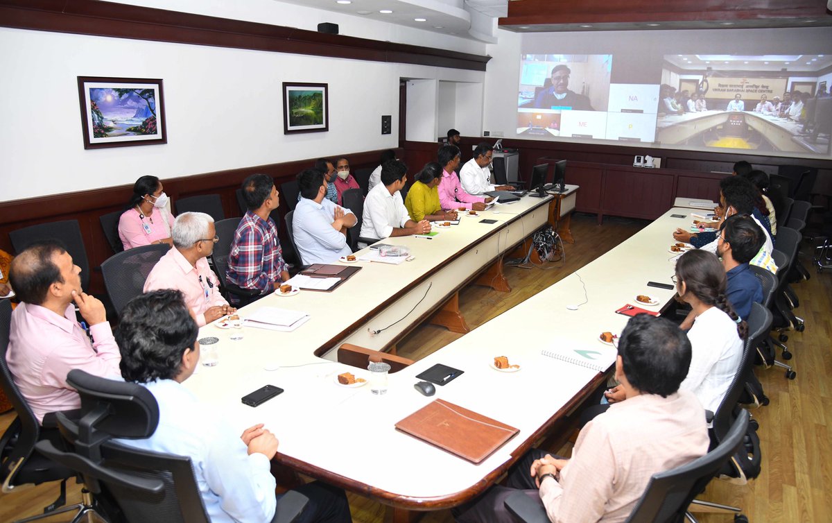 AgnikulCosmos's tweet image. Humbled to have this opportunity extended to us by the Dept. Of Space for testing our 2nd stage, single piece, 100% 3d printed, semi cryogenic engines. We are excited to begin firing our engines at @isro with @INSPACeIND’s support. #madeinIndia #agnilet #Agnibaan #designedInIndia