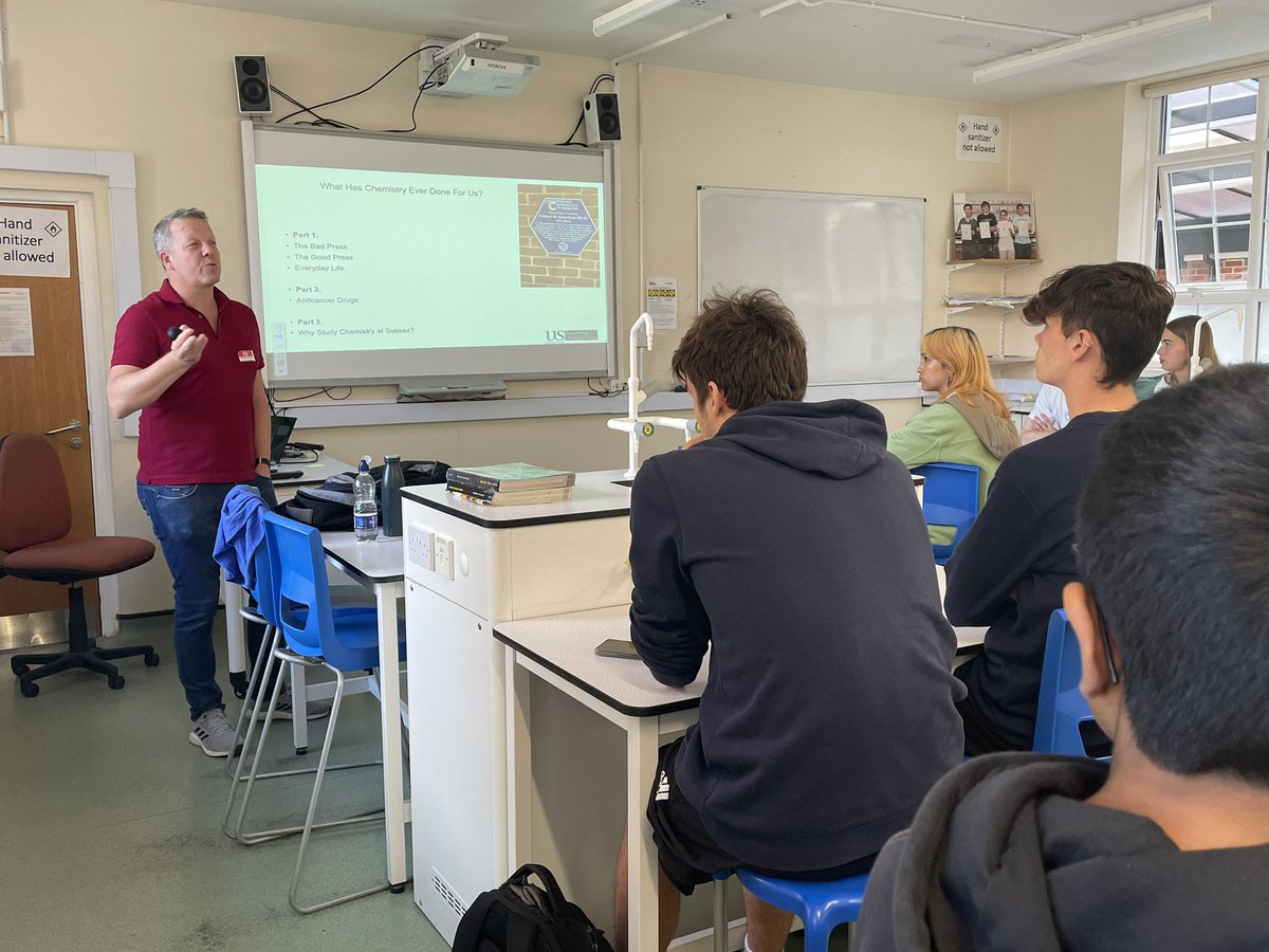 BHASVIC_Chem's tweet photo. We’re delighted to have Prof John Spencer talking about his career today @ChemistrySussex @SussexLifeSci @JSpencerlab https://t.co/Qz0Mx51XZG