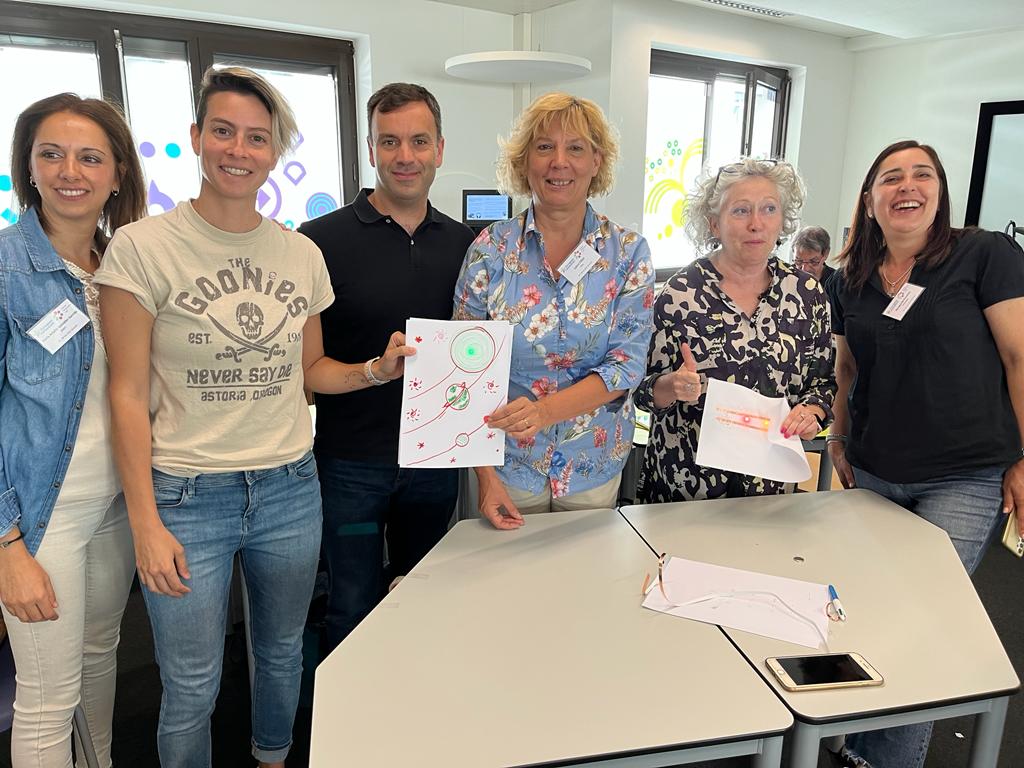 erodzur's tweet photo. Day 3 in Future Classrroom Lab
A Challenge using Breakout Edu! #fcl_eu @colegioelcabo
@CeipAraya
@cepsantacruz
@OPEECanarias
@EducacionCan
@sepiegob
#CLFutureClassroom
#ErasmusPlus https://t.co/mRc0kxUmdt https://t.co/cgVUpNuKgU https://t.co/xdsjYpguFi