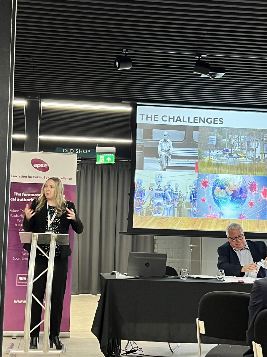 JoannaWestUK's tweet photo. Spending the morning with #apsecentral at the beautiful @MuseumofMaking learning more about the role of #LocalAuthorities in building a community resilience in a changing world. https://t.co/4XpoKdPVBh