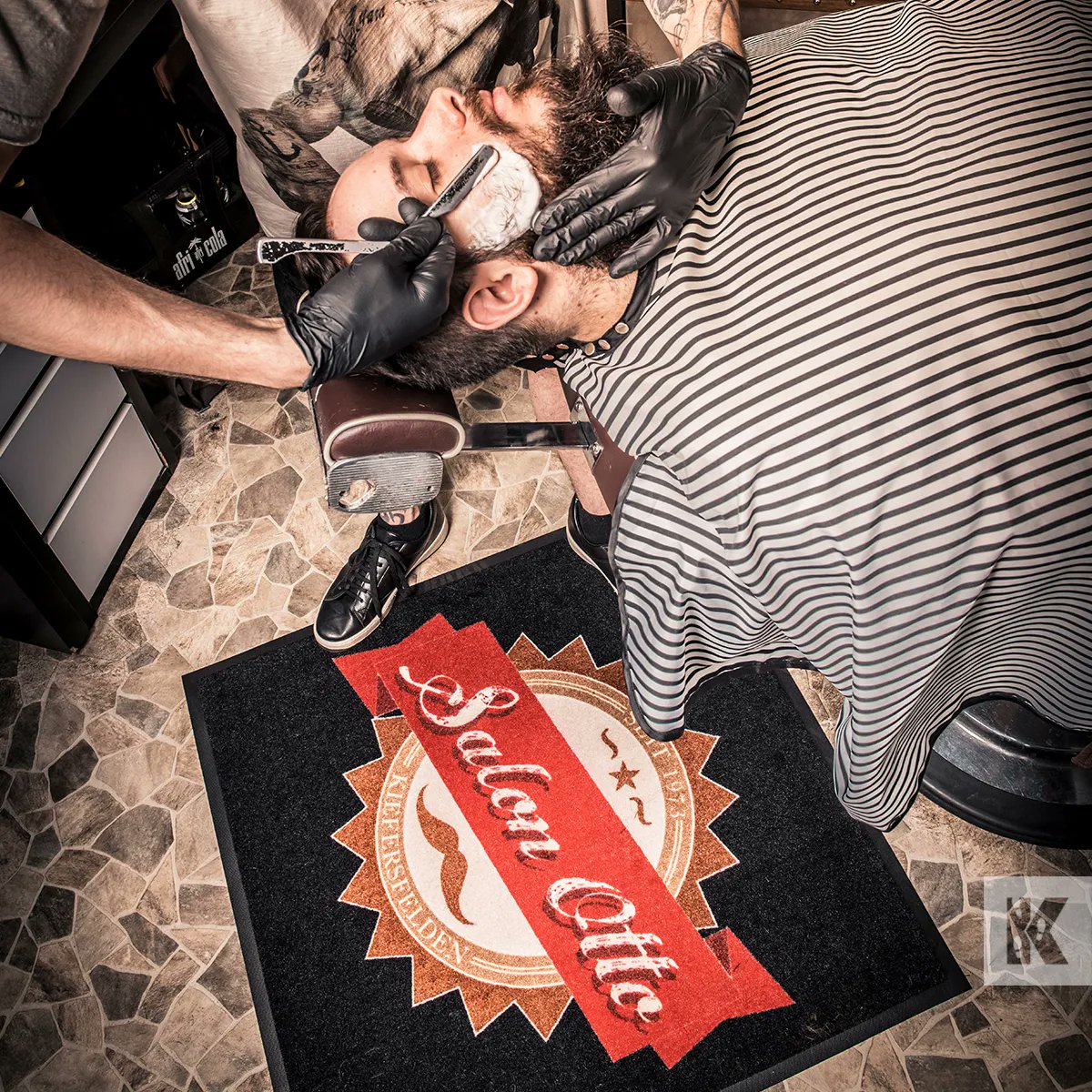Show off your stylish logo in the entrance of your studio or salon with a cool branded logo mat.

#KleenTex  #KleenTexEurope #barbershop #barbershopextra #branding #logomats #doormats #floormats #makemoreofyourfloor