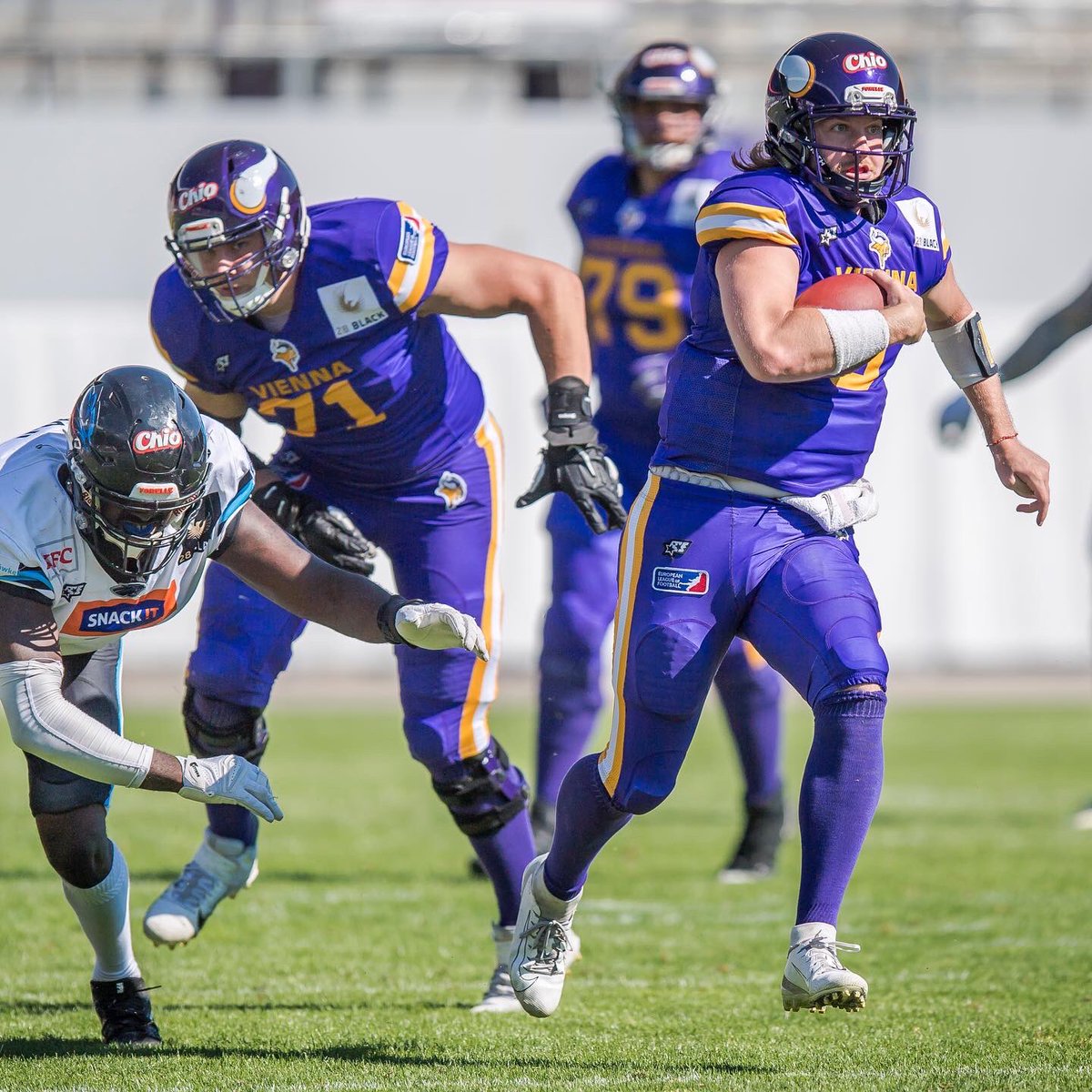 We proudly present:
‘Catch Me If You Can’
starring <a href="/jerdydude/">Jerdy</a> 

#NaturalBornViking #PurpleReign #ELF 
📸: <a href="/HJirgal/">hannes jirgal</a>