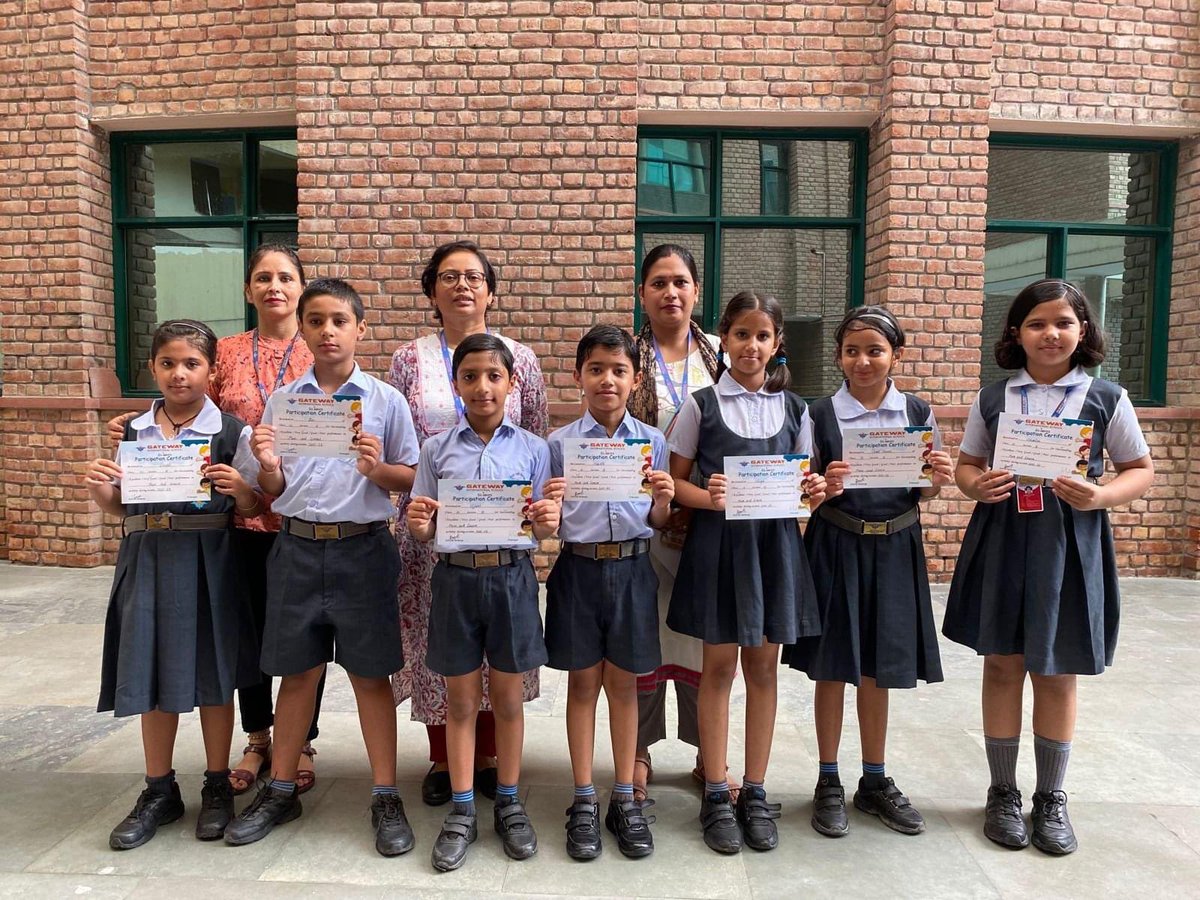 gateway_gis's tweet photo. Certificates distribution for Move and Groove Activity held in the month of April. https://t.co/DtBbYuF9B5