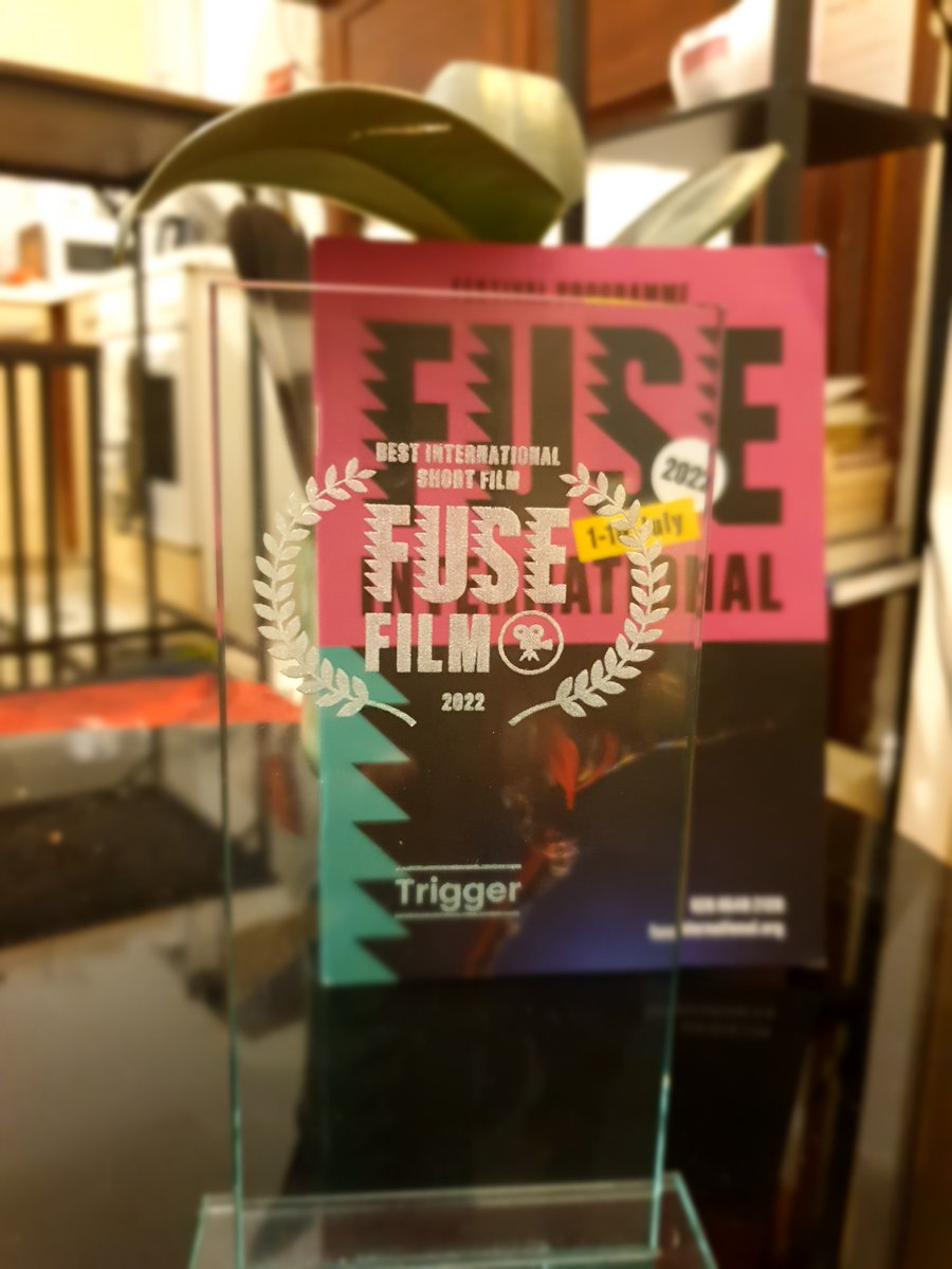 YorgoGlynatsis's tweet image. Once upon a time,an aspiring Greek/Italian actor from Belgium decided to pursue his dream to have an International career in London. He faced lots of challenges but yesterday he got confirmation he was on the right path...

WINNER of Best International film at @FUSE_IntFest 🏆🏳️‍🌈