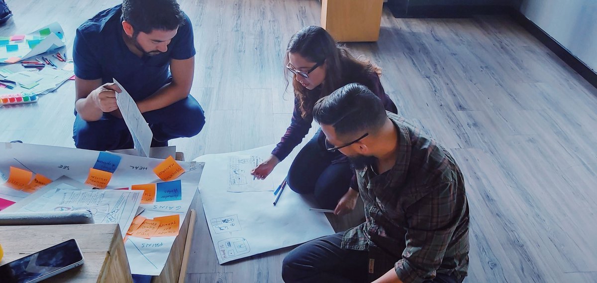 Zemoga's tweet photo. 🪧During our ideation process, ✋each team members contribution brings a unique and valuable perspective towards achieving outstanding results! Join our team 👉https://t.co/1IxLoq3E9t https://t.co/AXOHJPr03p