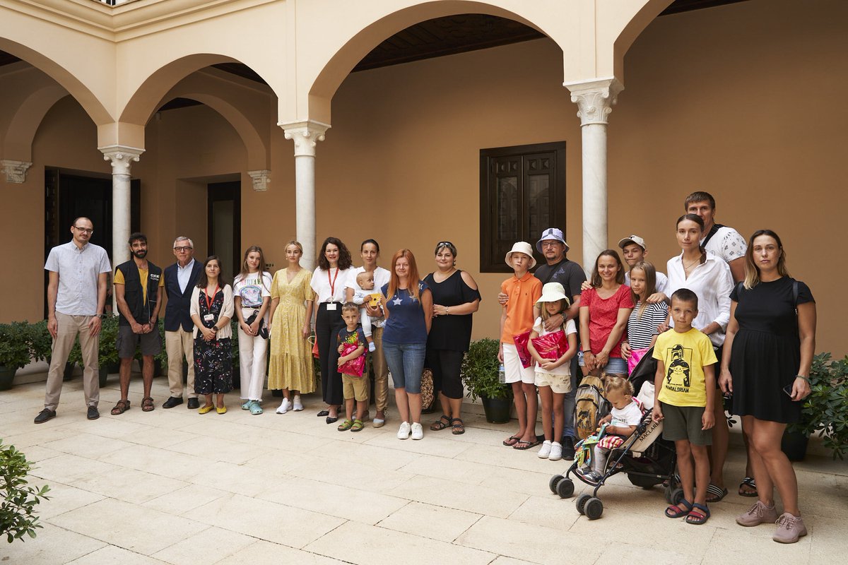 Desde hoy, y durante todo el mes de julio, el MPM recibe a más de cien refugiados ucranianos que han sido acogidos en Málaga huyendo de su país por el conflicto bélico. El equipo del Museo ha dado la bienvenida al primero de estos grupos. Gracias a la colaboración de <a href="/CEARefugio/">CEAR</a>